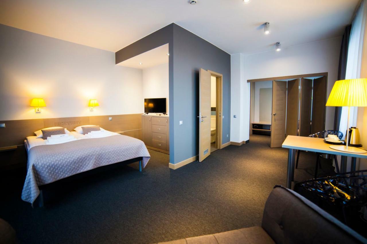 Restart Hotel Rezekne Ngoại thất bức ảnh